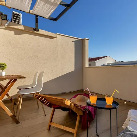 Rafael Apartman Makarska