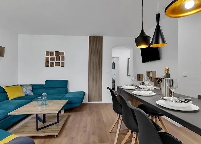 Rafael Apartment Makarska