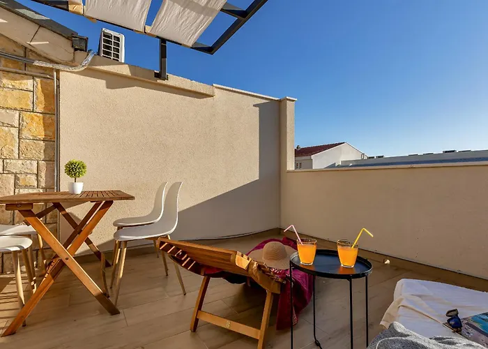 Rafael Apartment Makarska